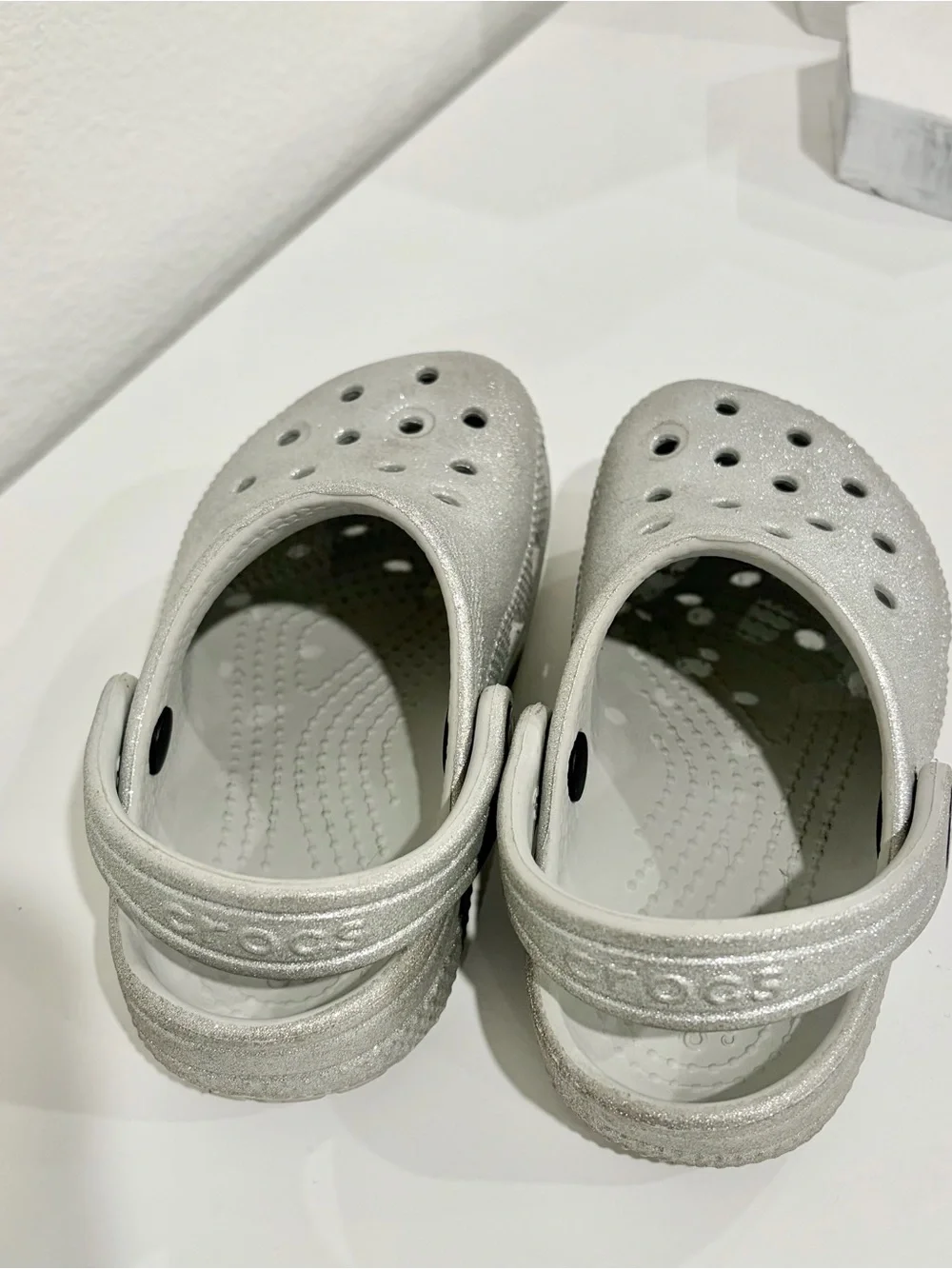 Girls toddler 9 Silver Glitter CROCS